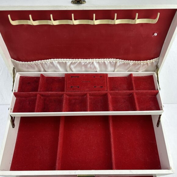 Vintage MCM Jewelry Box Cream Red Satin & Velvet Interior 3 Tier Made In Canada - Picture 3 of 16